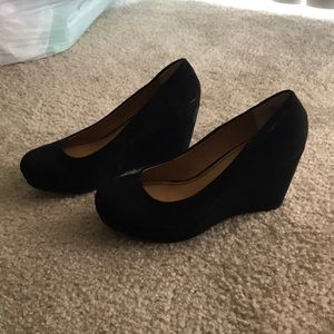 ana black wedges